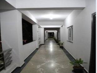 Oyster Airport Hotel Hyderabad Exterior foto